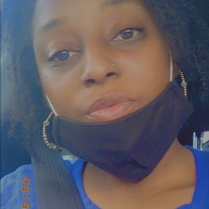 Meet your Posher, Cierra